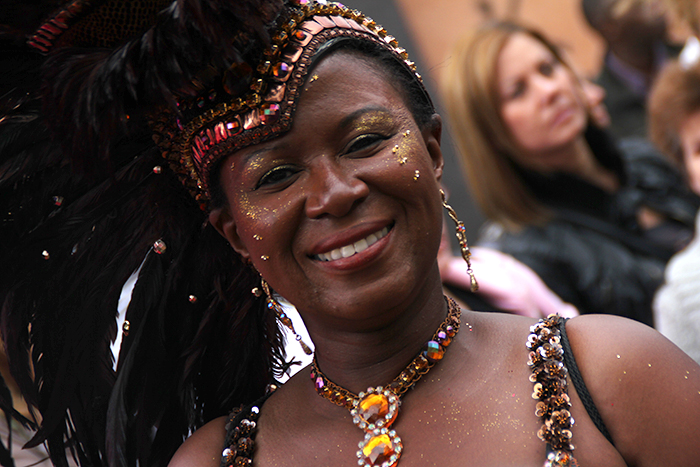 Ritmo, plumas y Caribe en el carnaval de Notting Hill